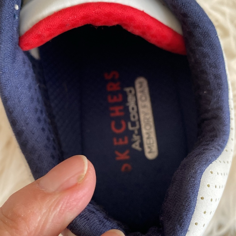 SKECHERS street Los Angeles air-cooled memory foam sneakers - Picture 10 of 12